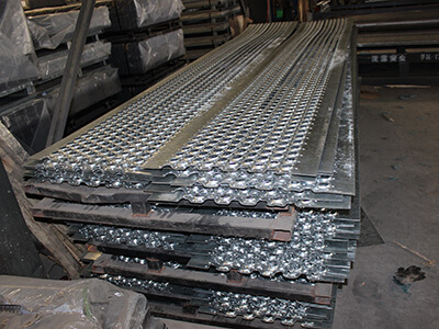 Cover plate of drainage ditch